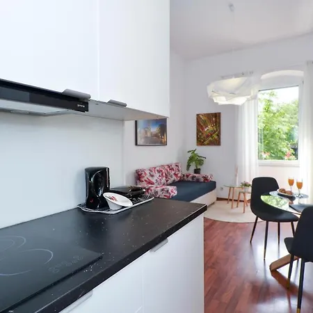 Апартаменты Cozy Central 3 Guests